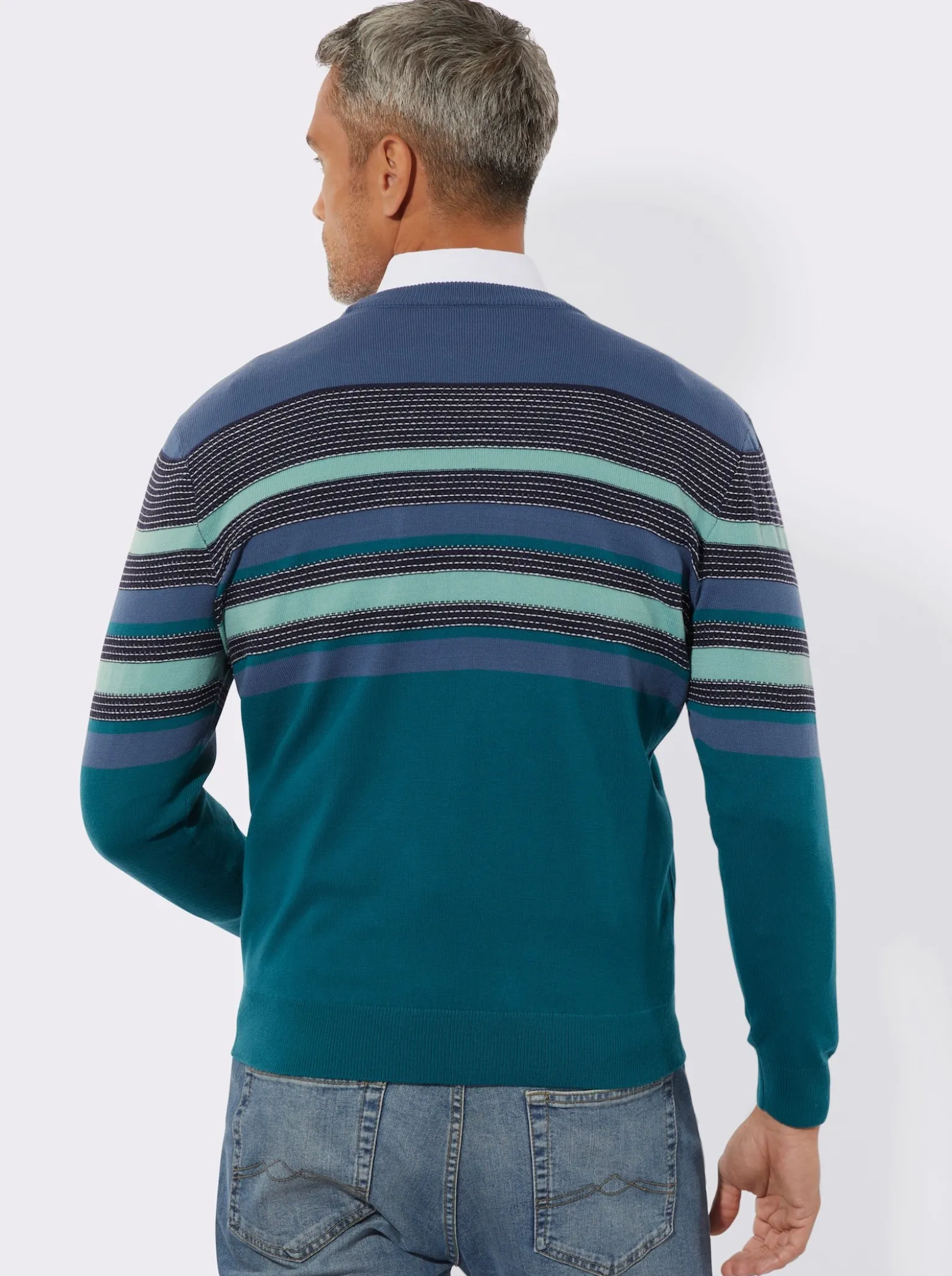 Rundhalspullover mit Streifen-Strickmuster