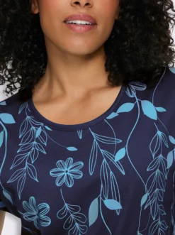 Rundhalsshirt mit Blüten-Druck