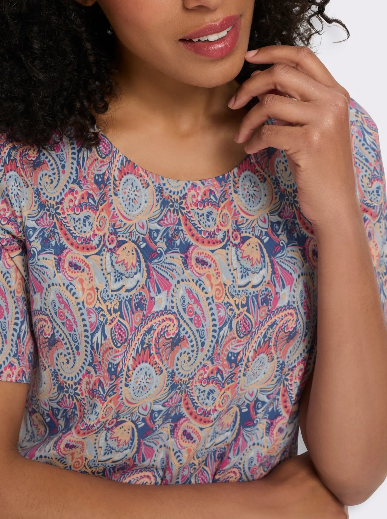 Rundhalsshirt mit Paisley-Muster, Baumwolle