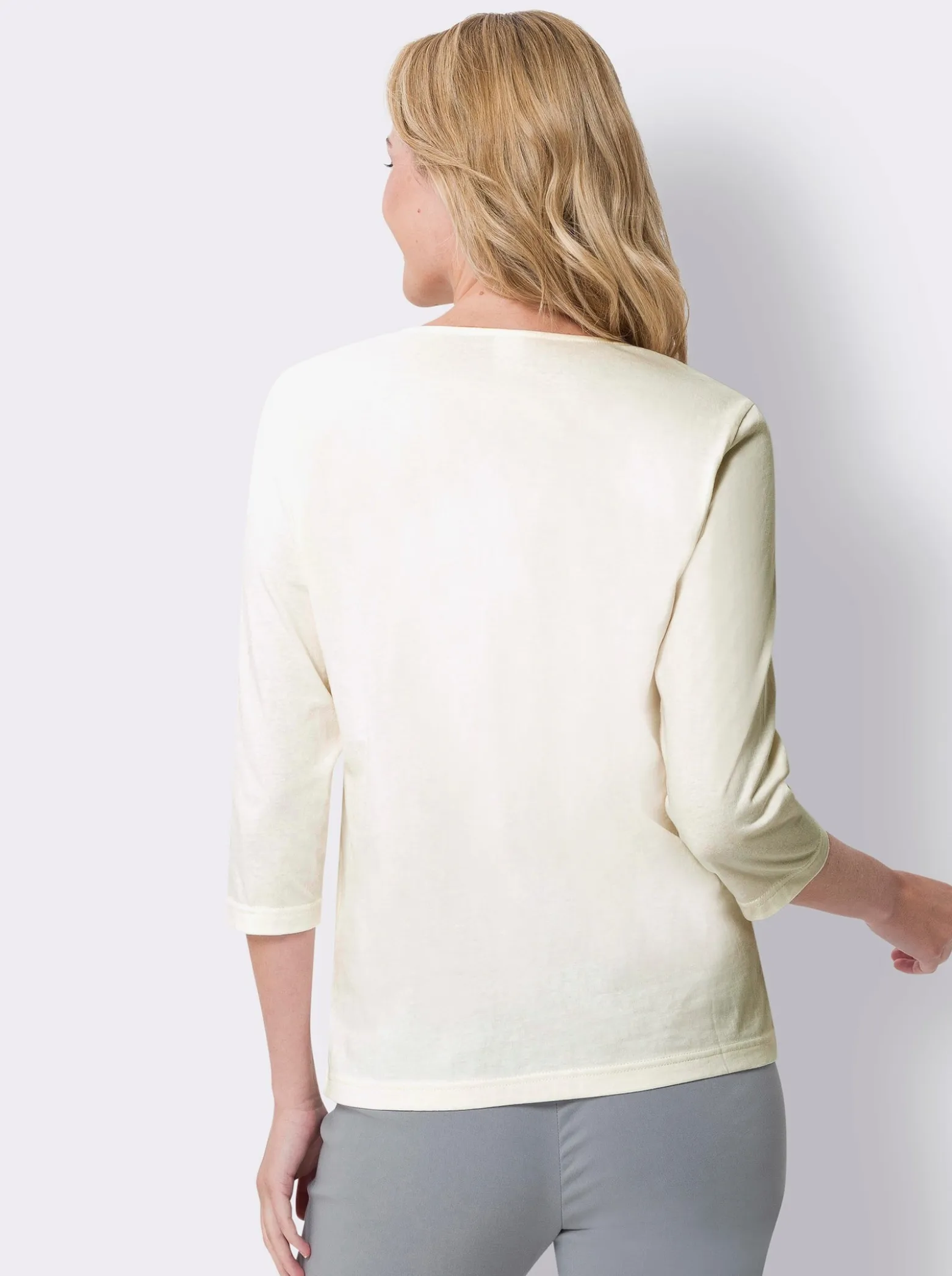 Rundhalsshirt mit platziertem Leo-Druck