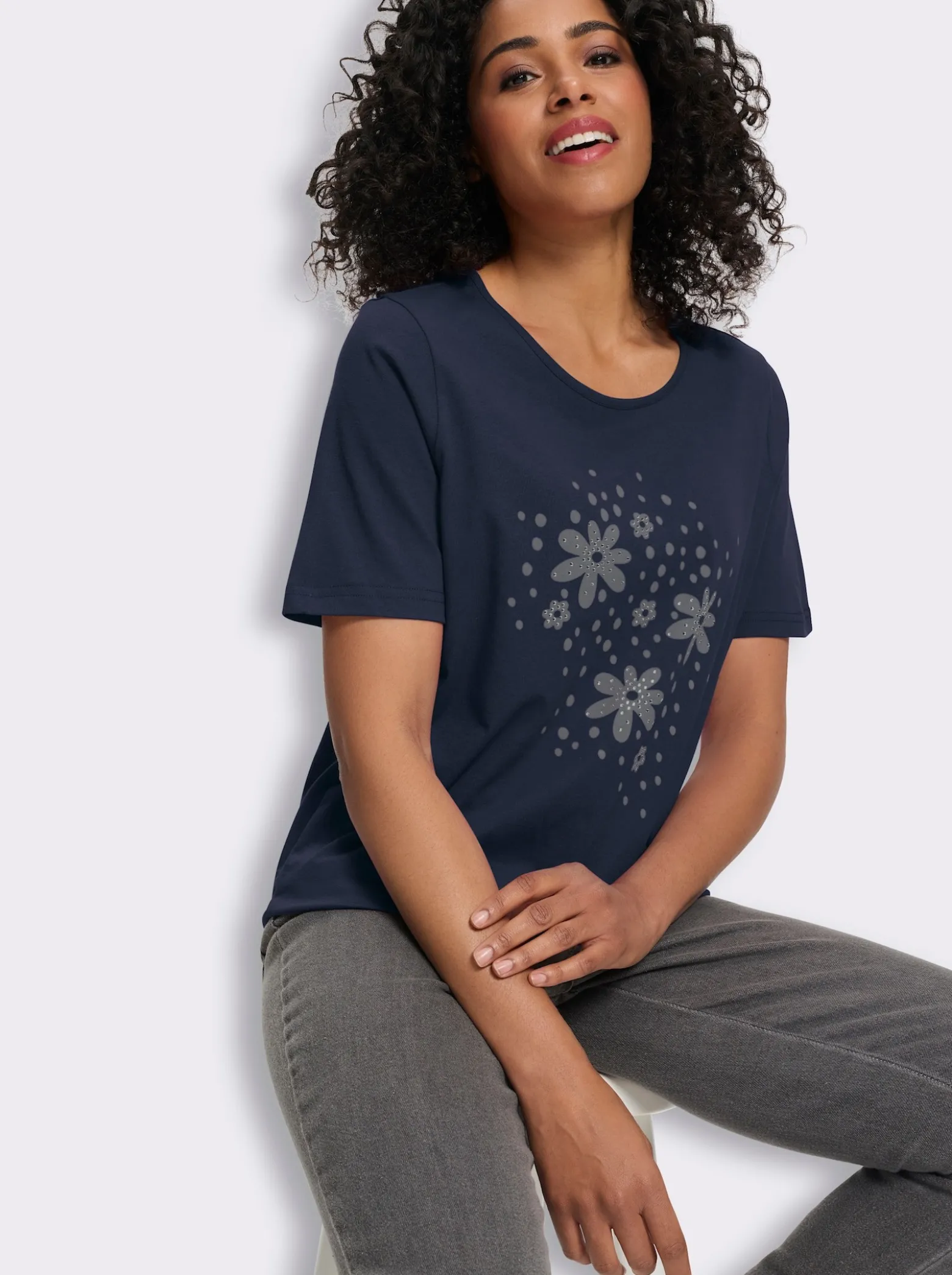 Rundhalsshirt mit platziertem Blumen-Druck