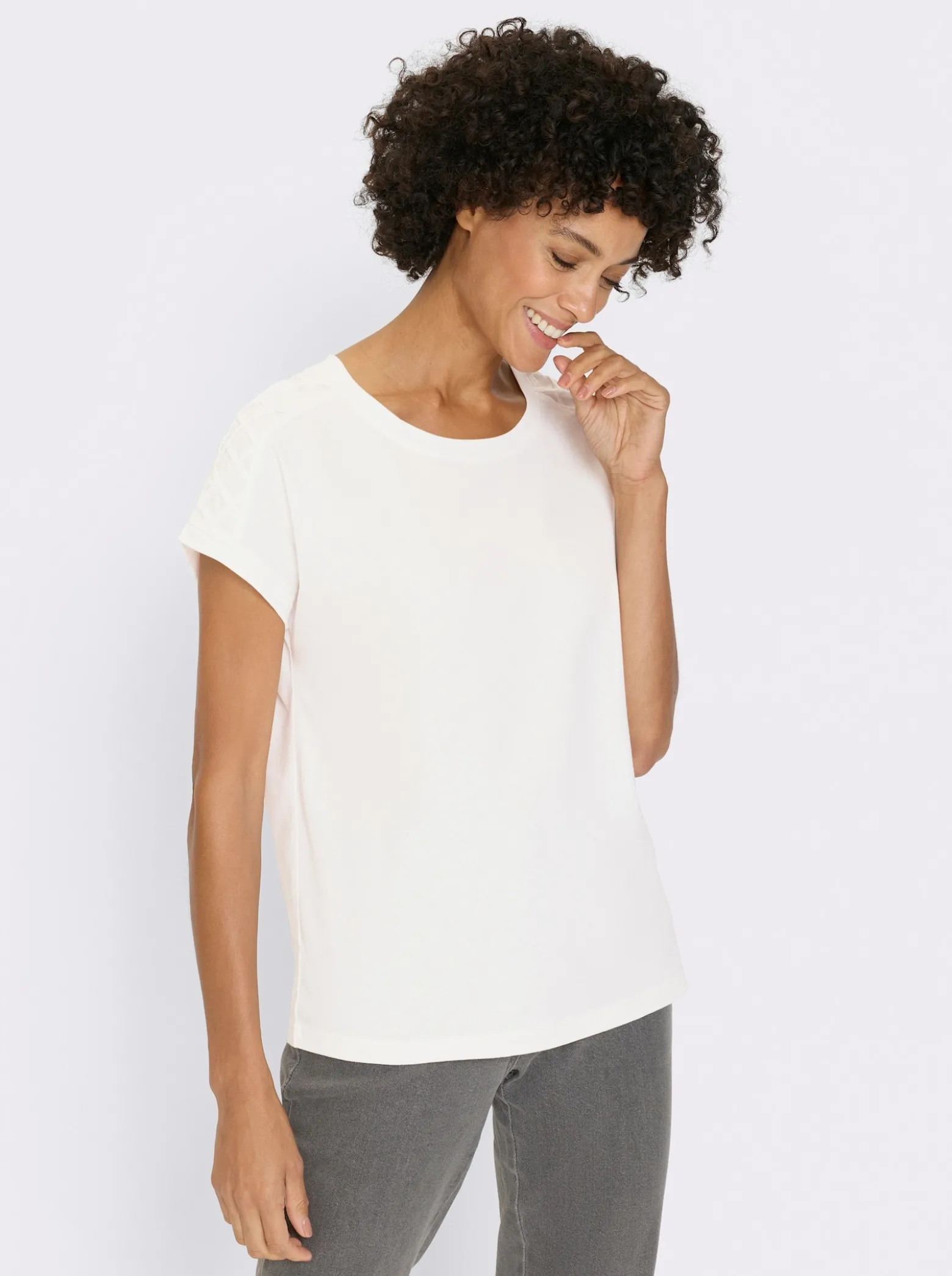 Rundhalsshirt mit Rautensteppung