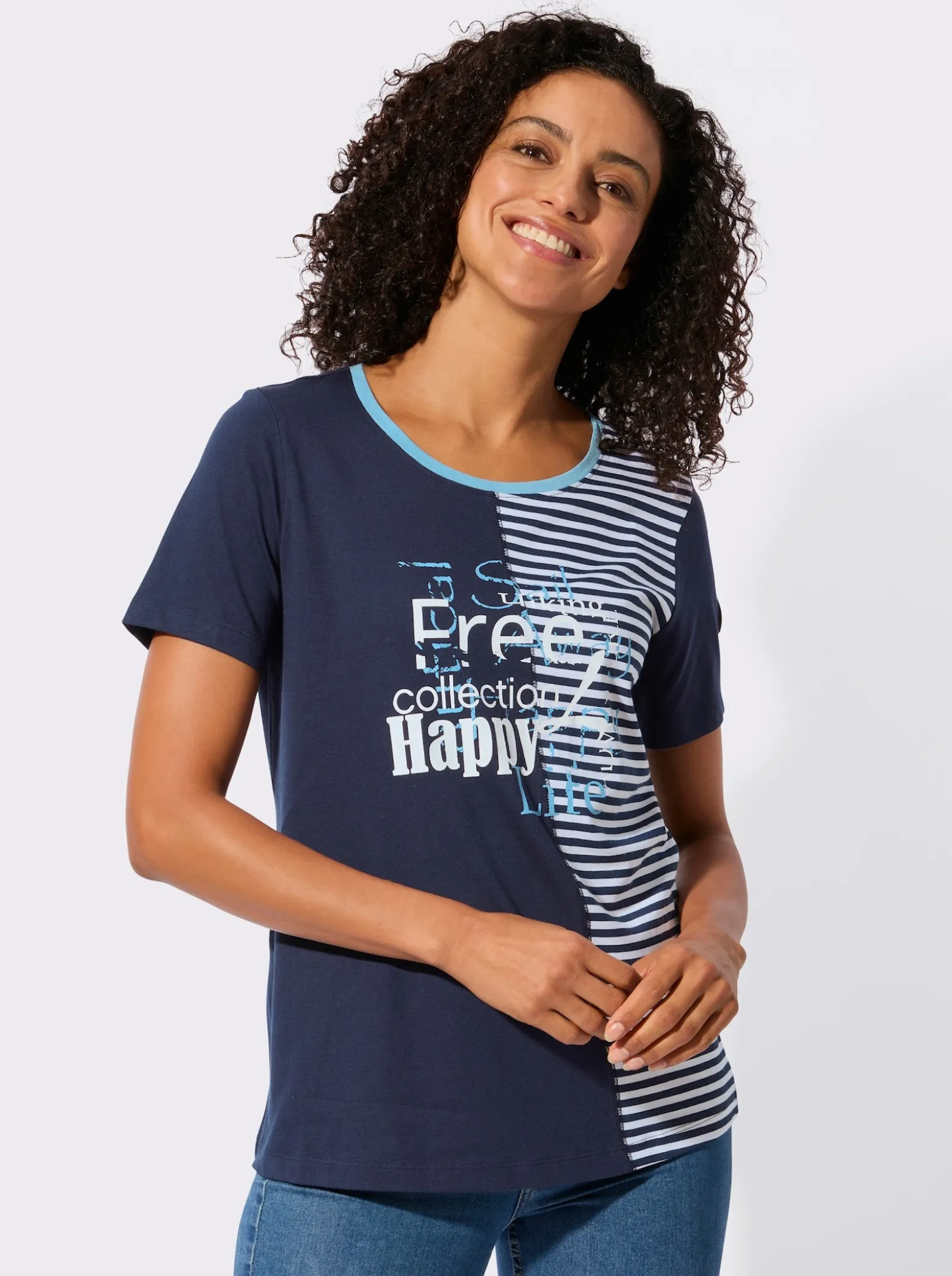 Rundhalsshirt mit Schriftzug und Streifen-Print