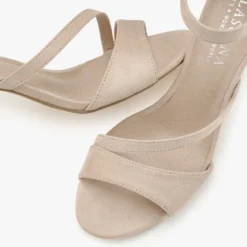 Sandalette