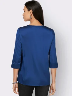 Satinbluse mit Schmuck-Element