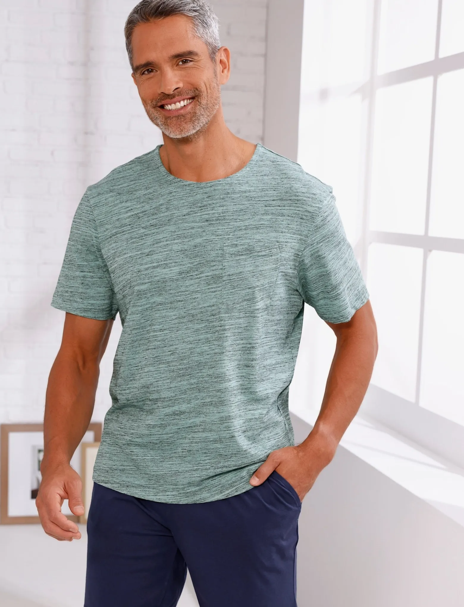 Schlafanzugshirt mit Brusttasche