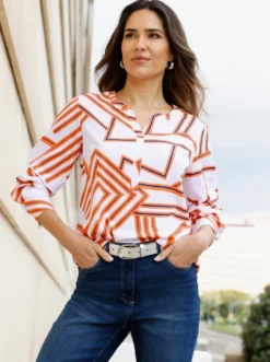 Schlupf-Bluse mit grafischem Druck