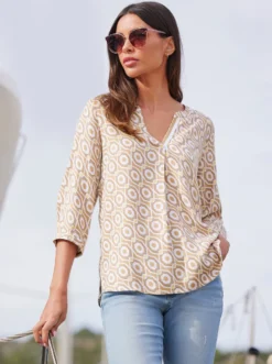 Schlupf-Bluse mit Seitenschlitzen