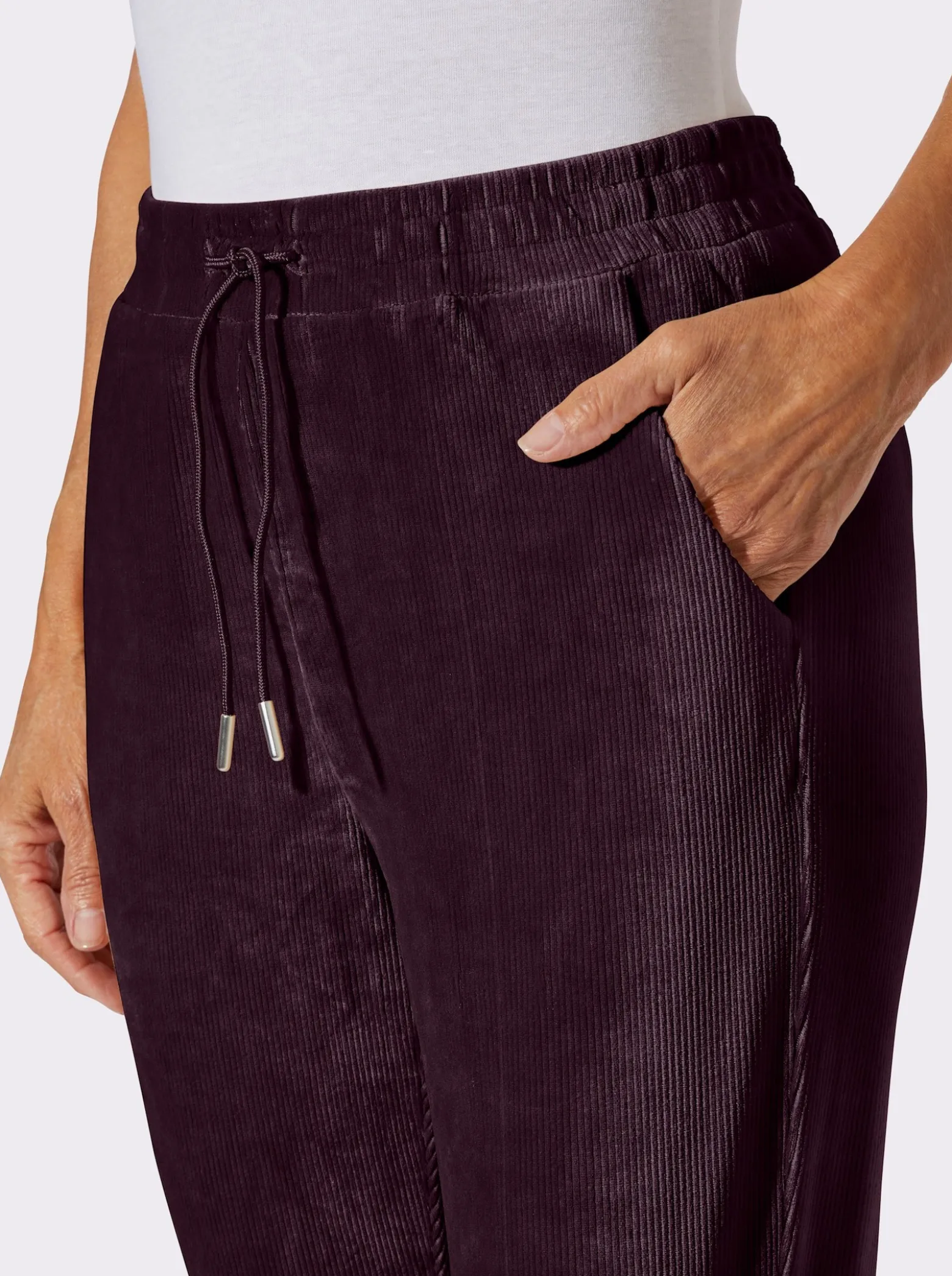 Schlupfhose in Cord-Qualität, pflegeleicht
