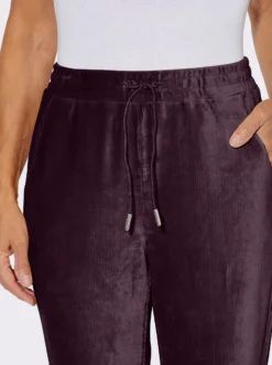 Schlupfhose in Cord-Qualität, pflegeleicht