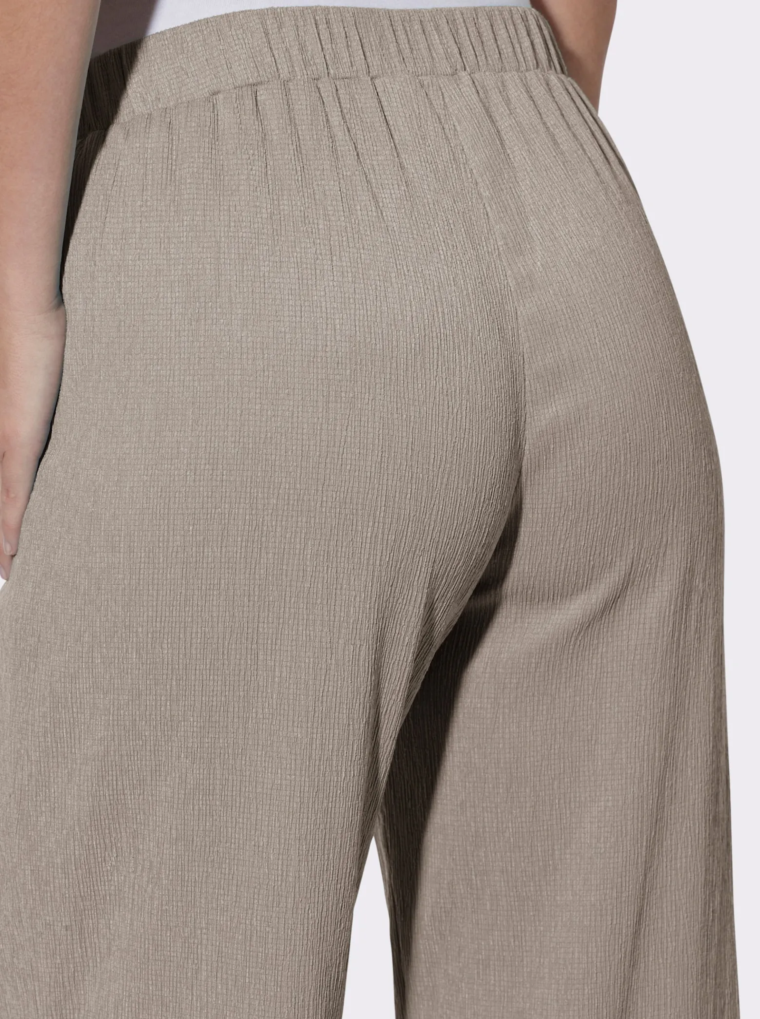 Schlupfhose in Crinkle-Qualität