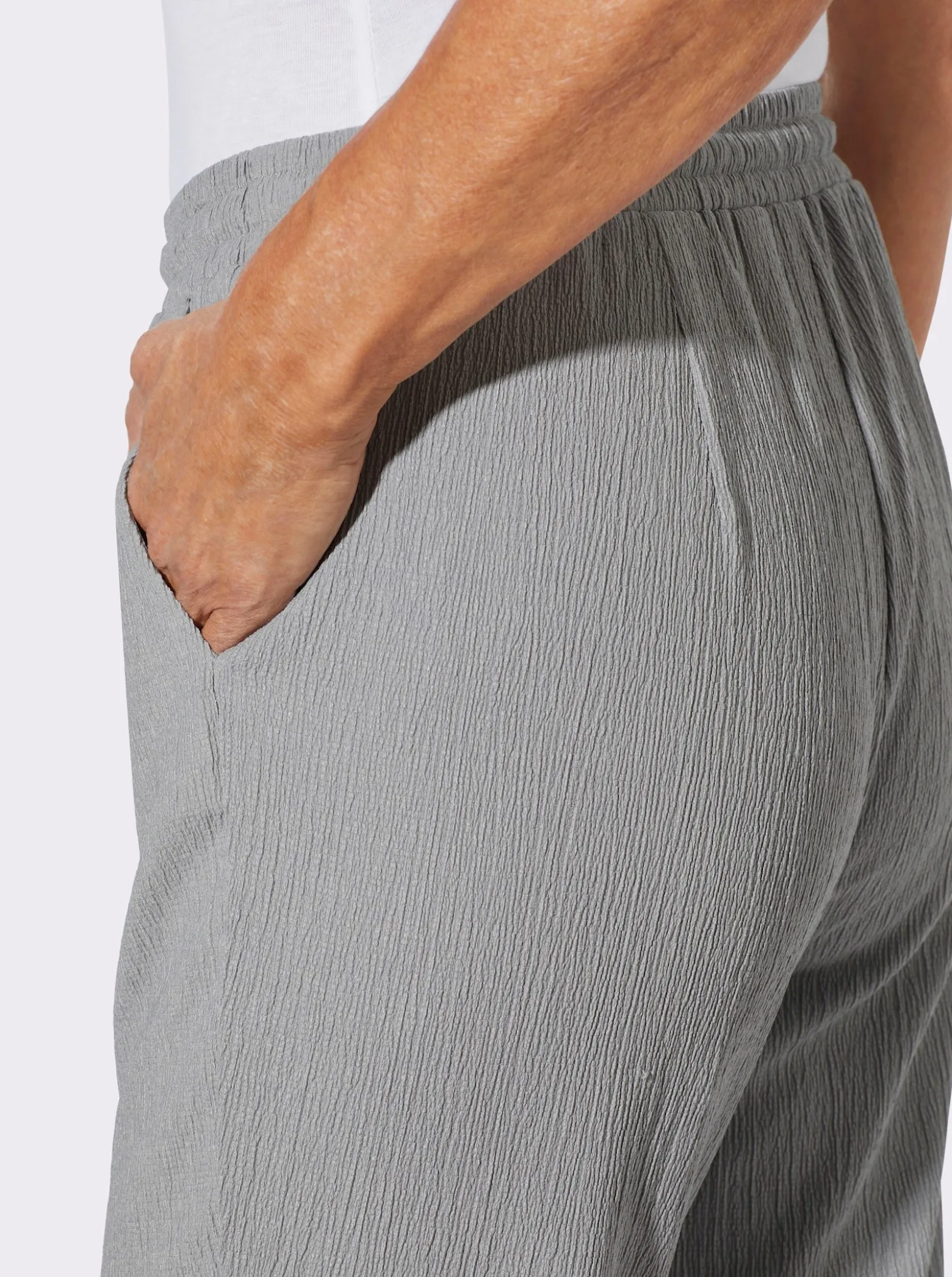 Schlupfhose in Crinkle-Qualität