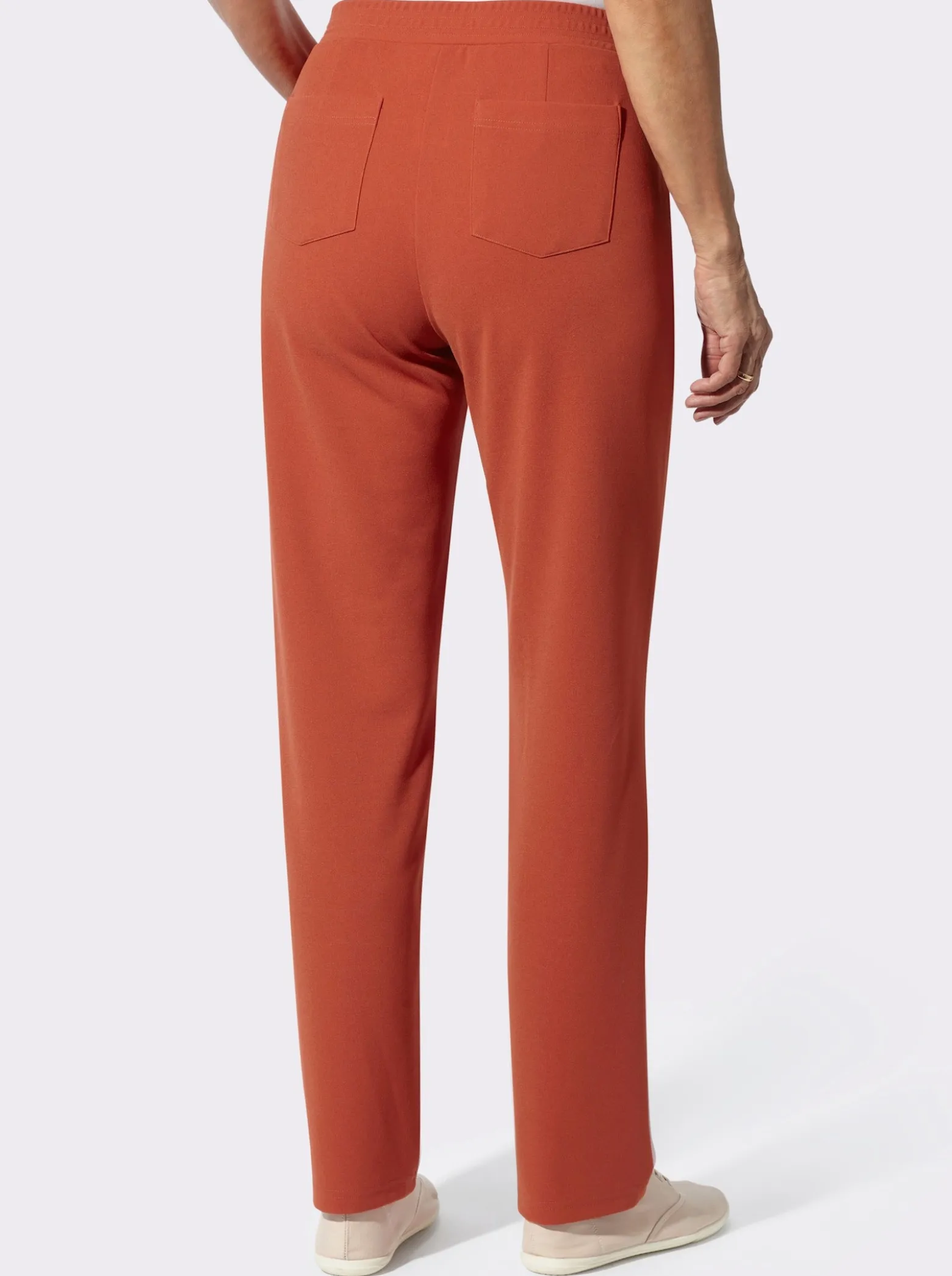 Schlupfhose in gerader Form