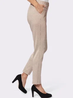 Schlupfhose in verkürzter Form