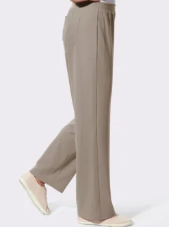 Schlupfhose in weiter Form