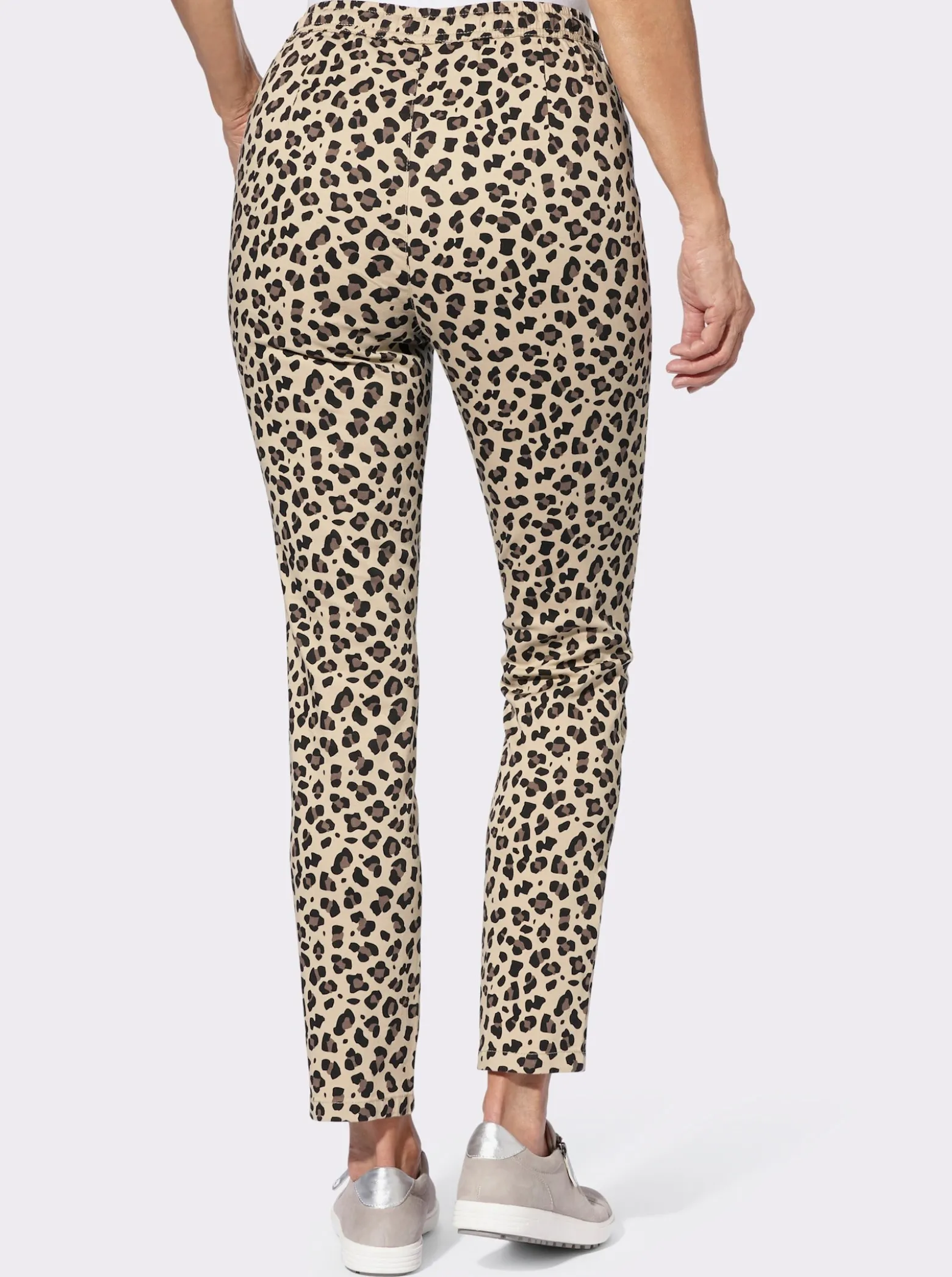 Schlupfhose mit Leo-Muster