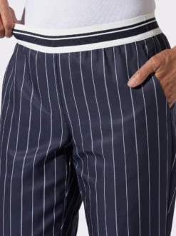 Schlupfhose mit Nadelstreifen-Muster