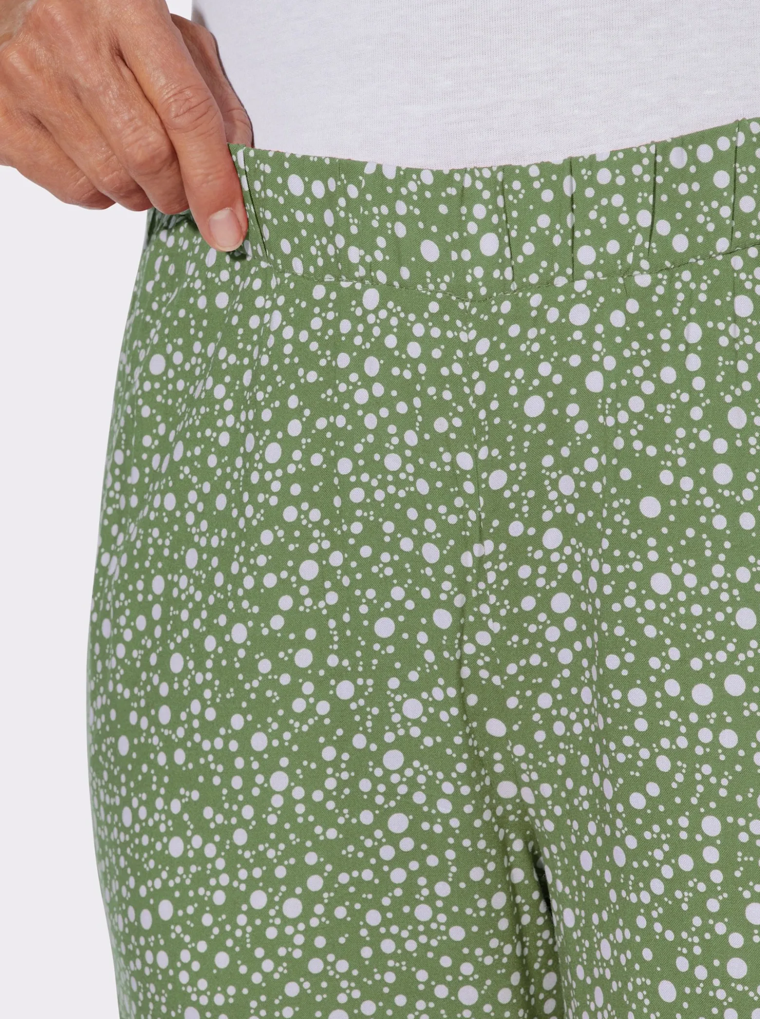 Schlupfhose mit Punktedessin