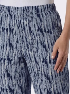 Schlupfhose mit weitem Bein