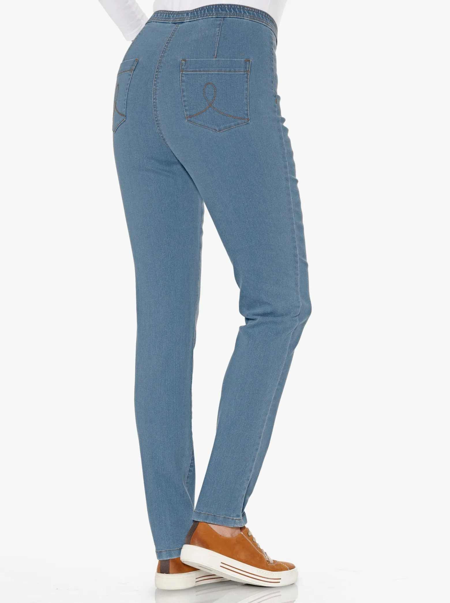 Schlupfjeans in schmaler Form