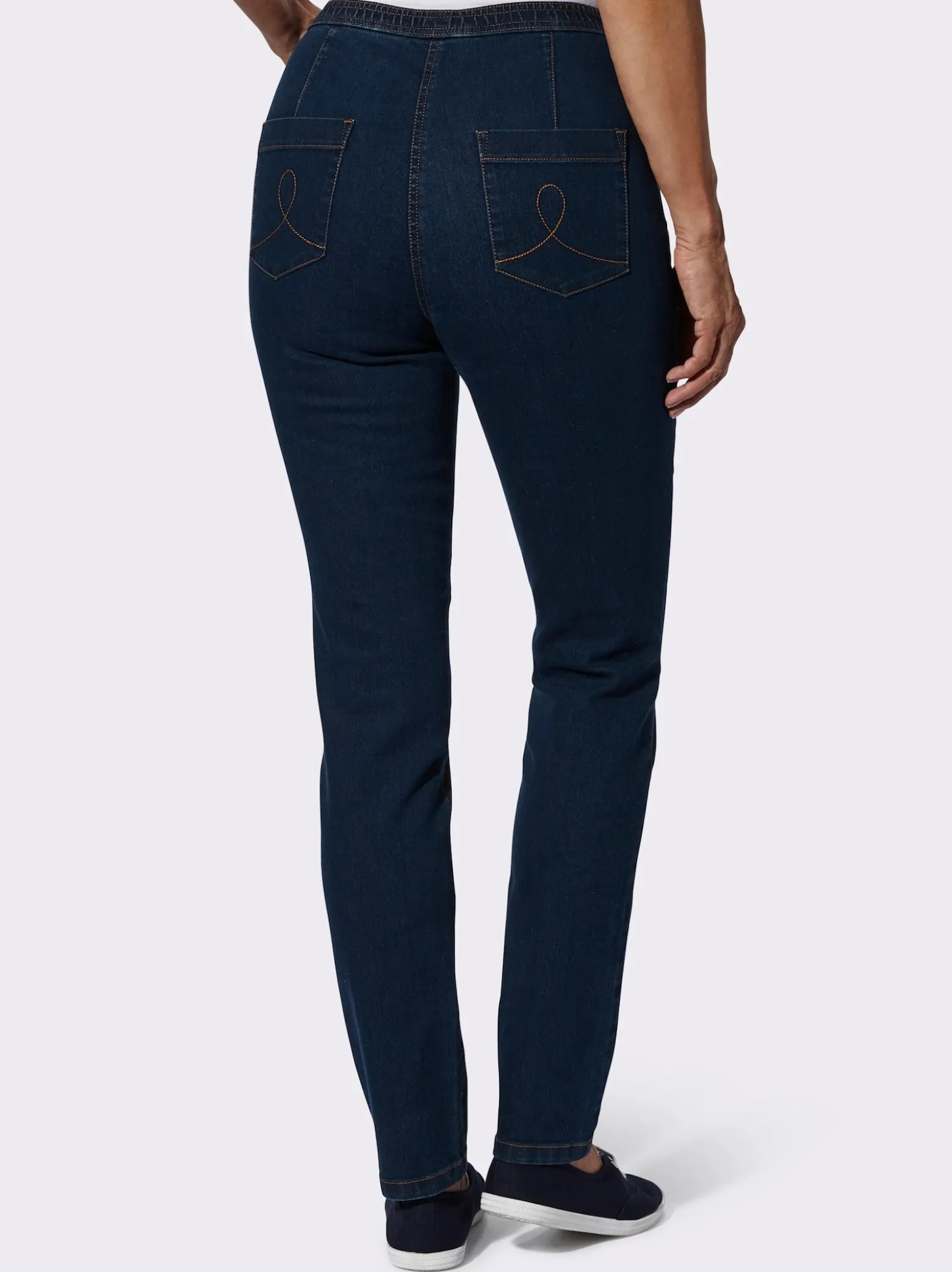 Schlupfjeans in schmaler Form