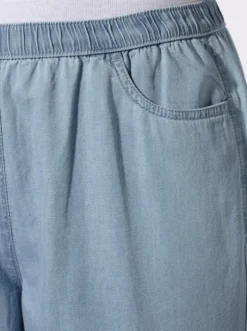 Schlupfjeans in weiter Form