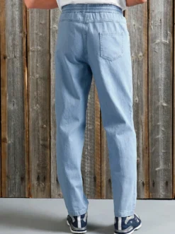 Schlupfjeans mit Kordel