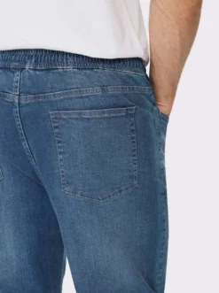 Schlupfjeans mit Kordelzug