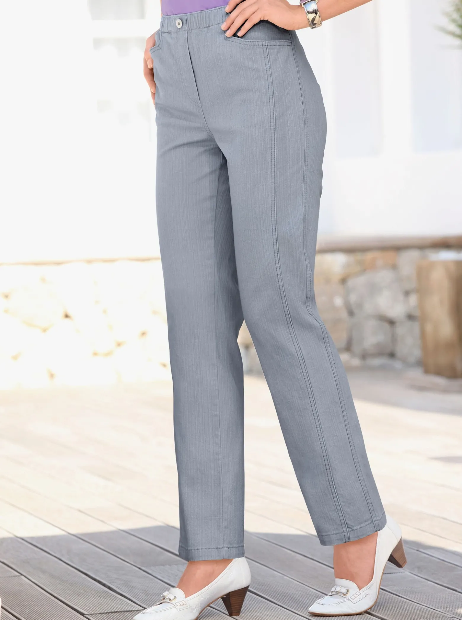 Schlupfjeans mit Rundum-Dehnbund