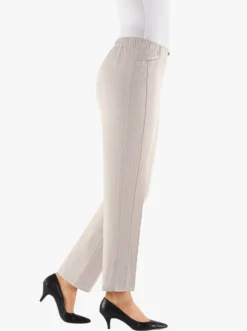 Schlupfjeans mit Rundum-Dehnbund