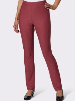 Schlupfjeans mit schmal geschnittenen Beinen