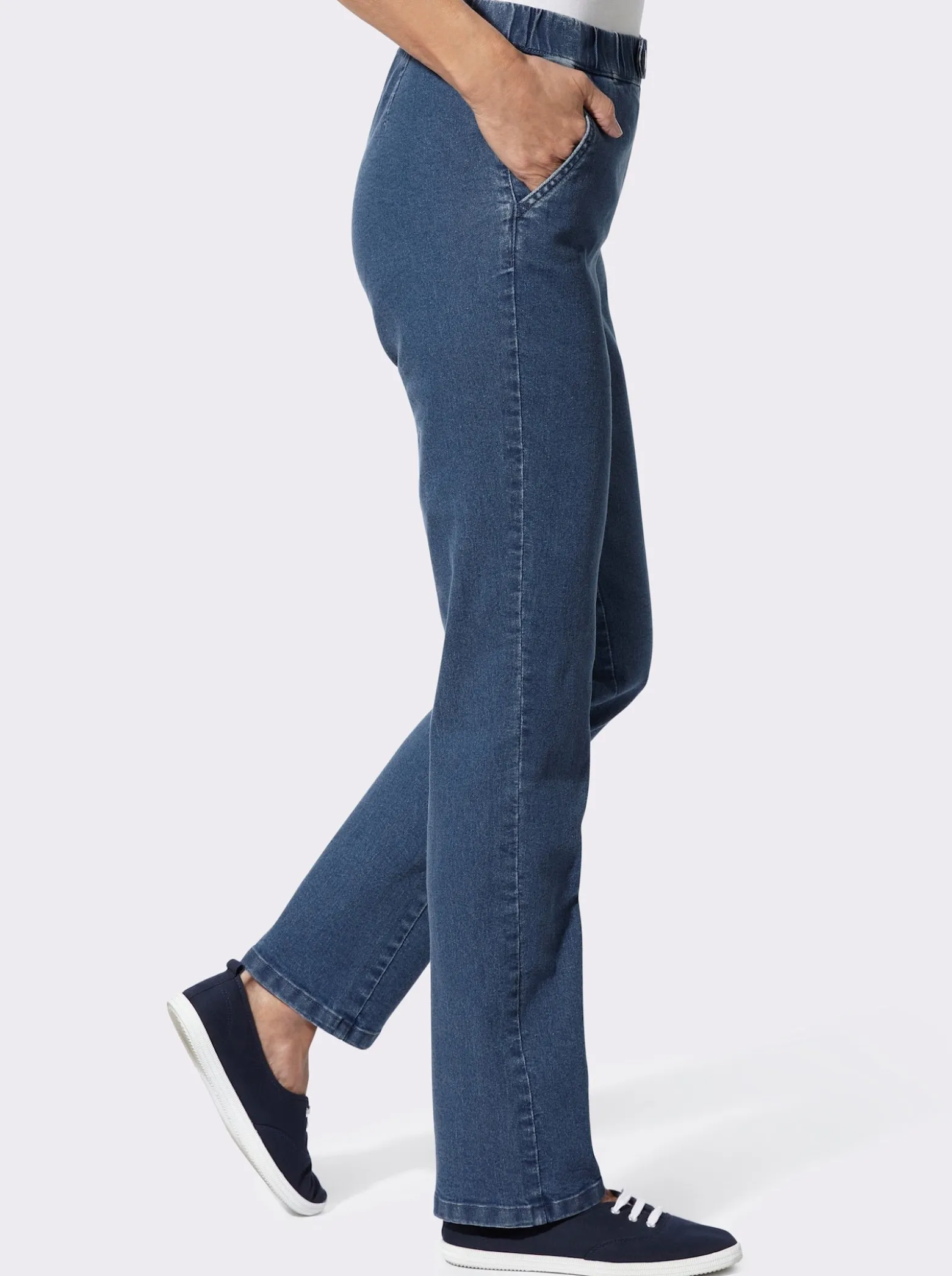 Schlupfjeans mit 2 Taschen vorne