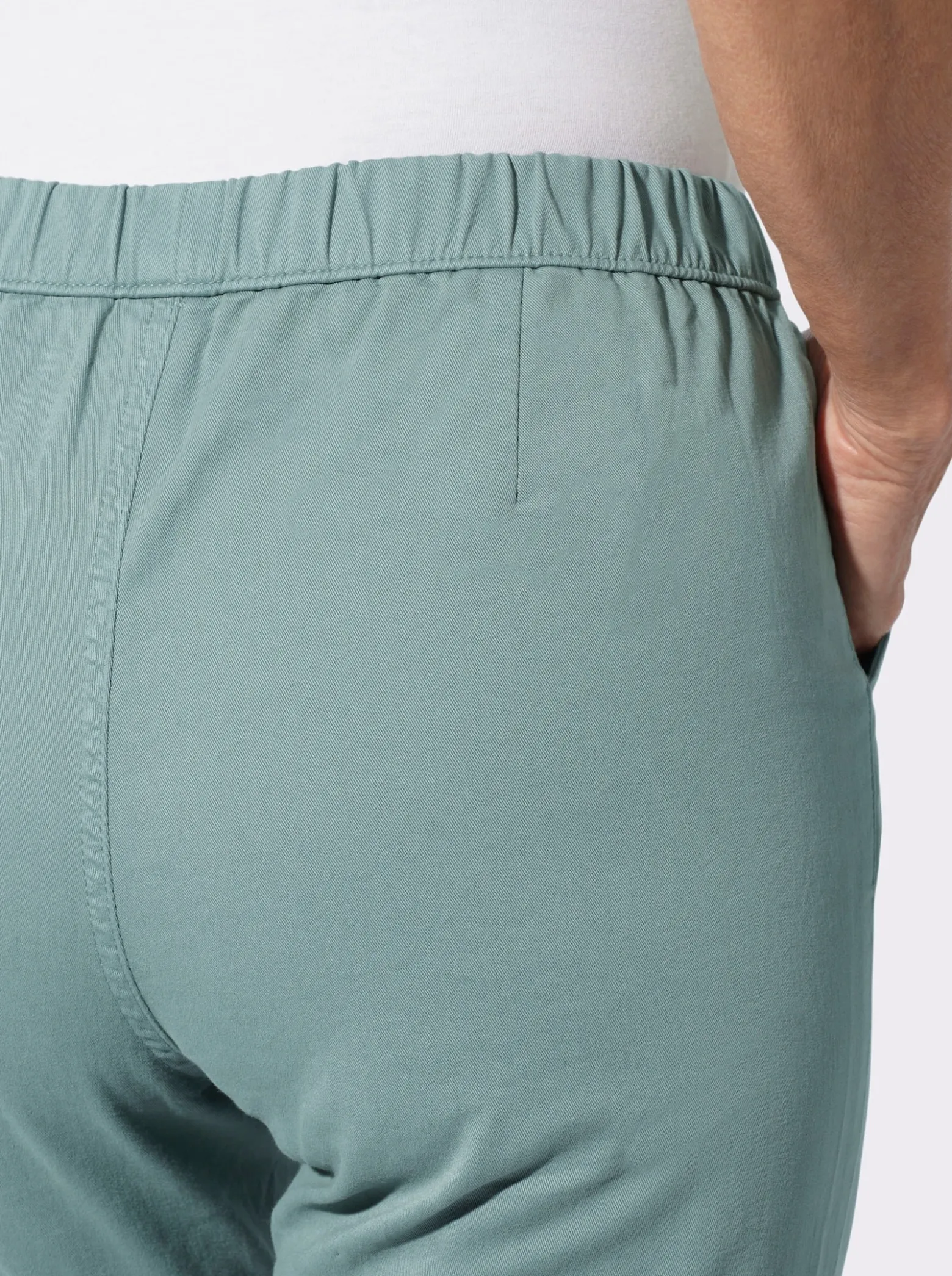 Schlupfjeans mit 2 Taschen vorne