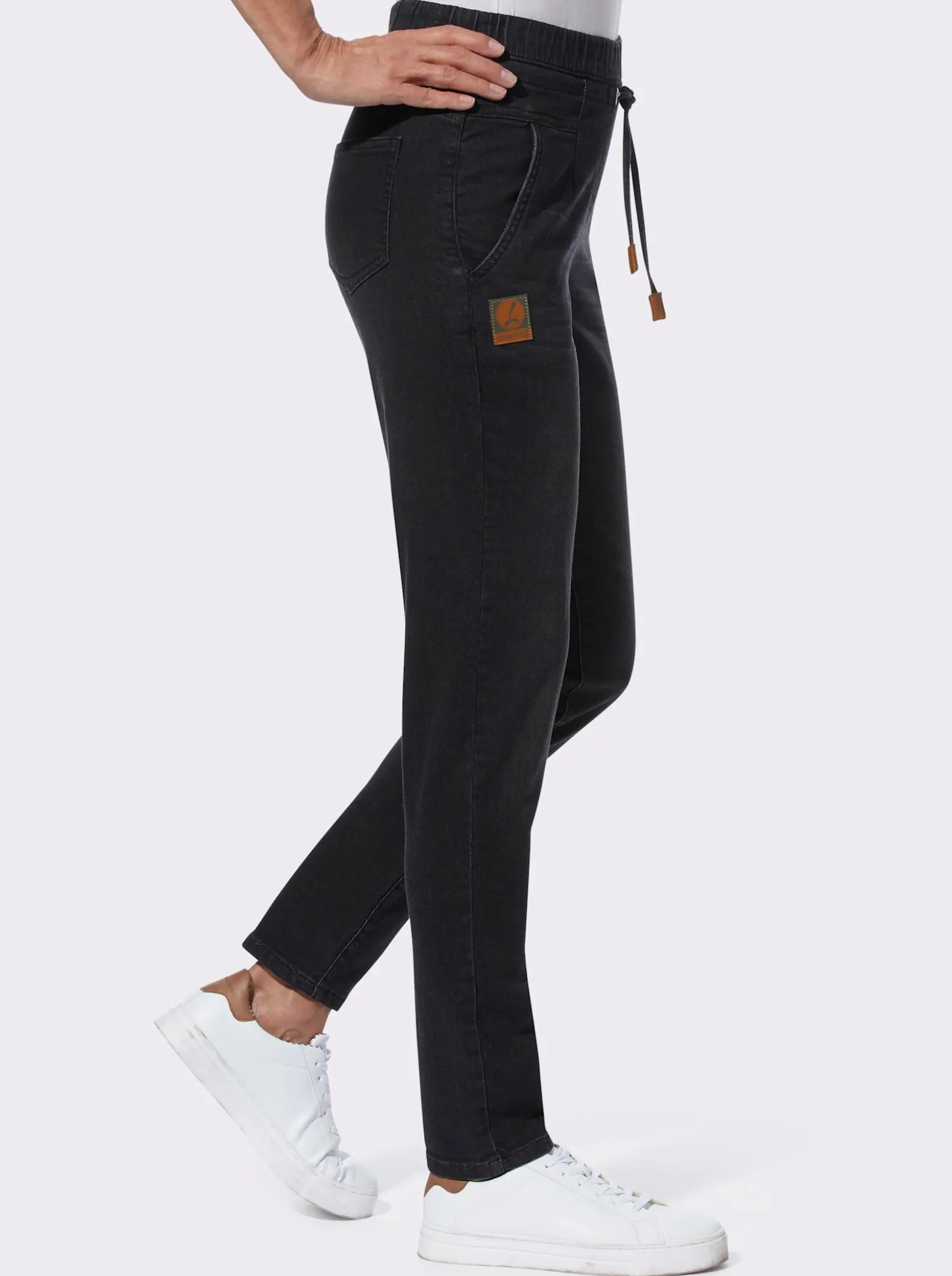 Schlupfjeans mit Tunnelzug und Bindeband