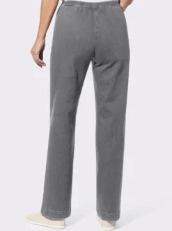 Schlupfjeans mit weitem Bein