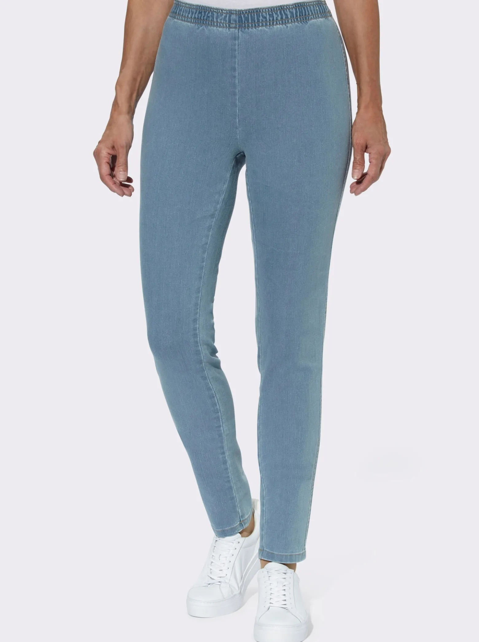 Schlupfjeans schmal geschnitten