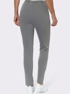 Schlupfjeans schmal geschnitten