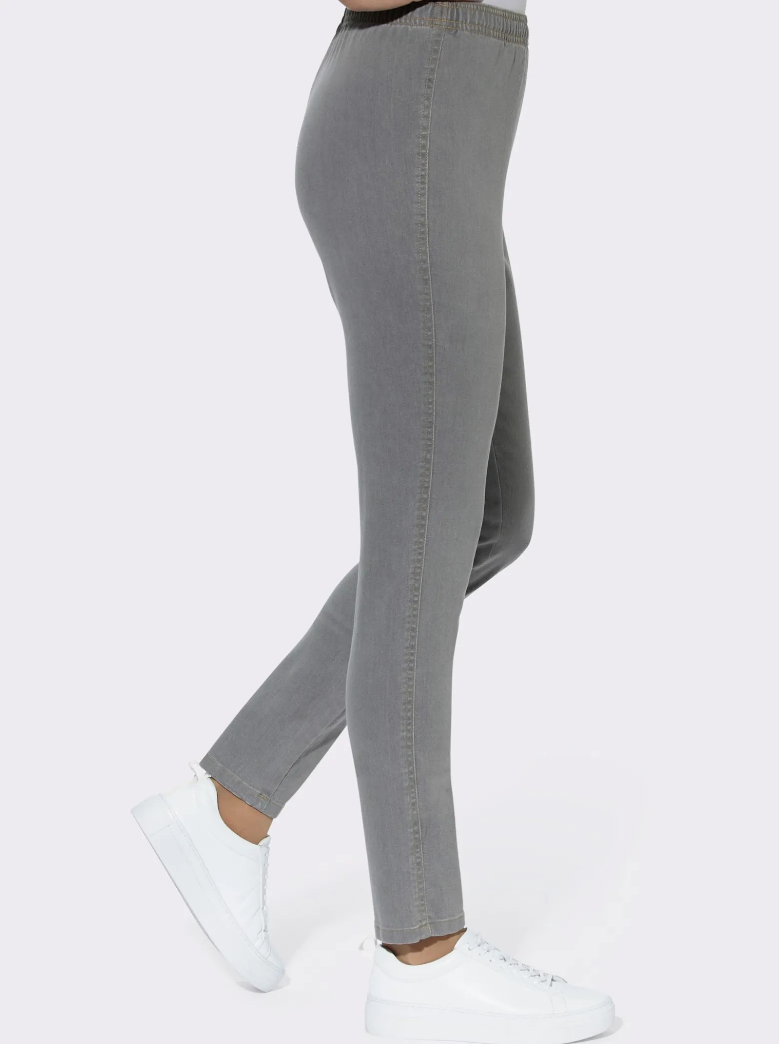 Schlupfjeans schmal geschnitten