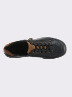 Schnürschuh