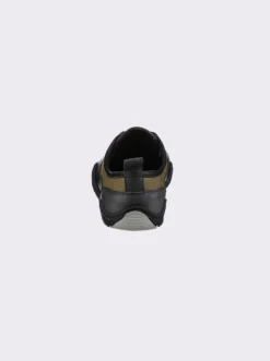 Schnürschuh mit flexibler Laufsohle