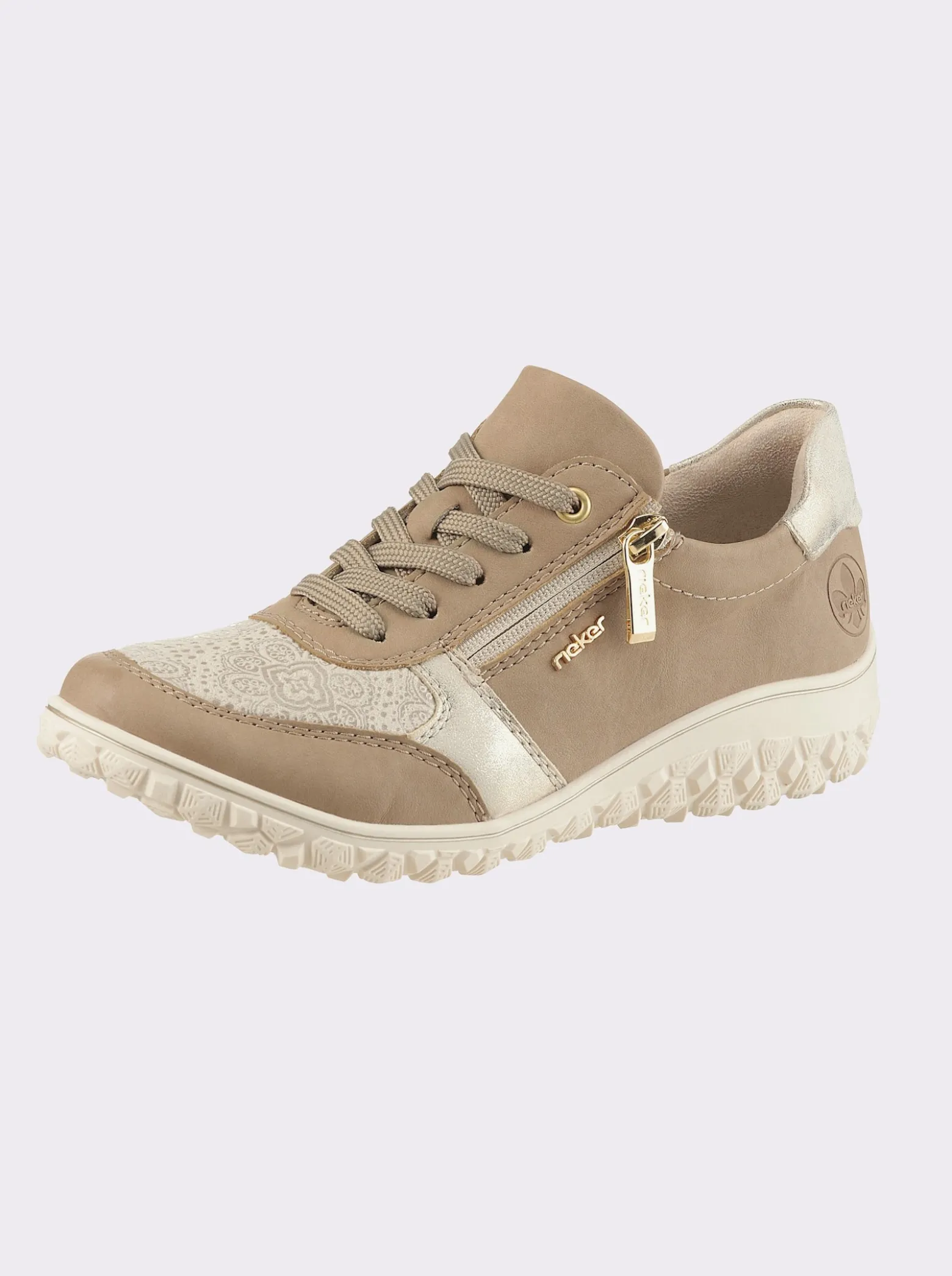 Schnürschuh mit Stretch-Einsatz, für kräftige Füße