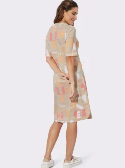 Shirtkleid mit Buchstaben-Druck