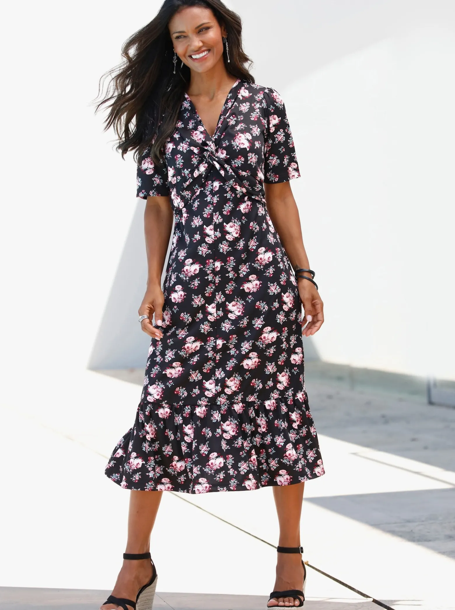 Shirtkleid mit Volant am Saum