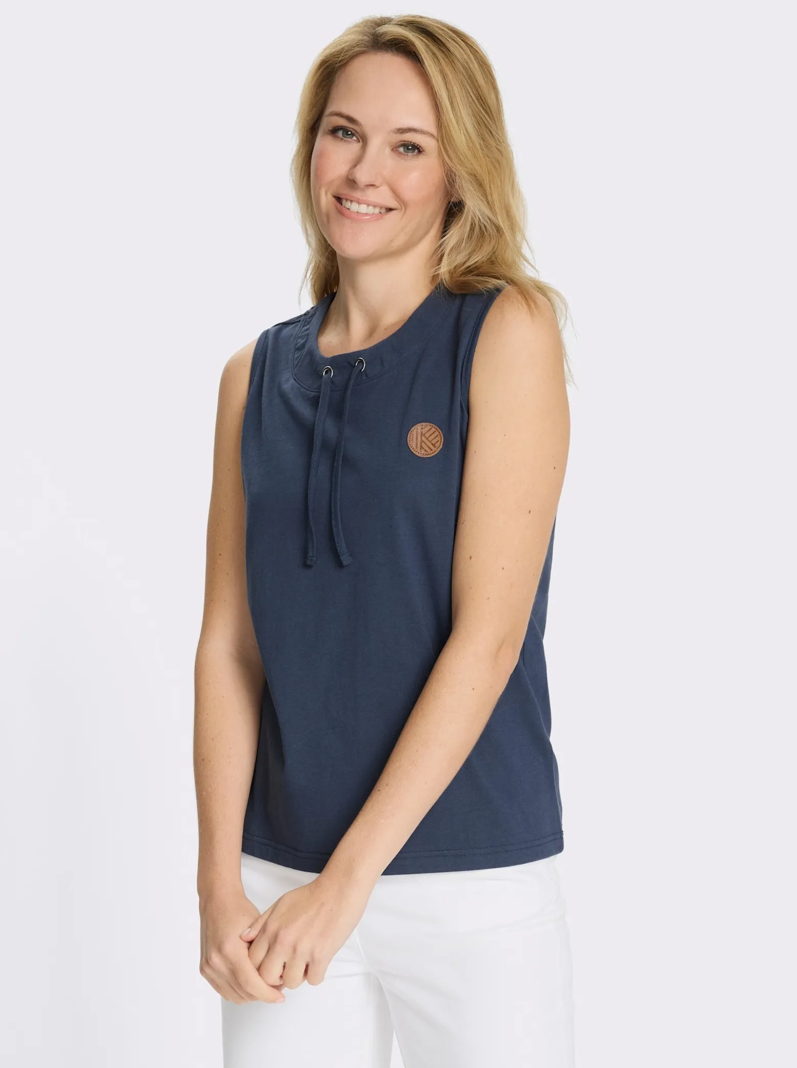 Shirttop mit Bindeband am Ausschnitt
