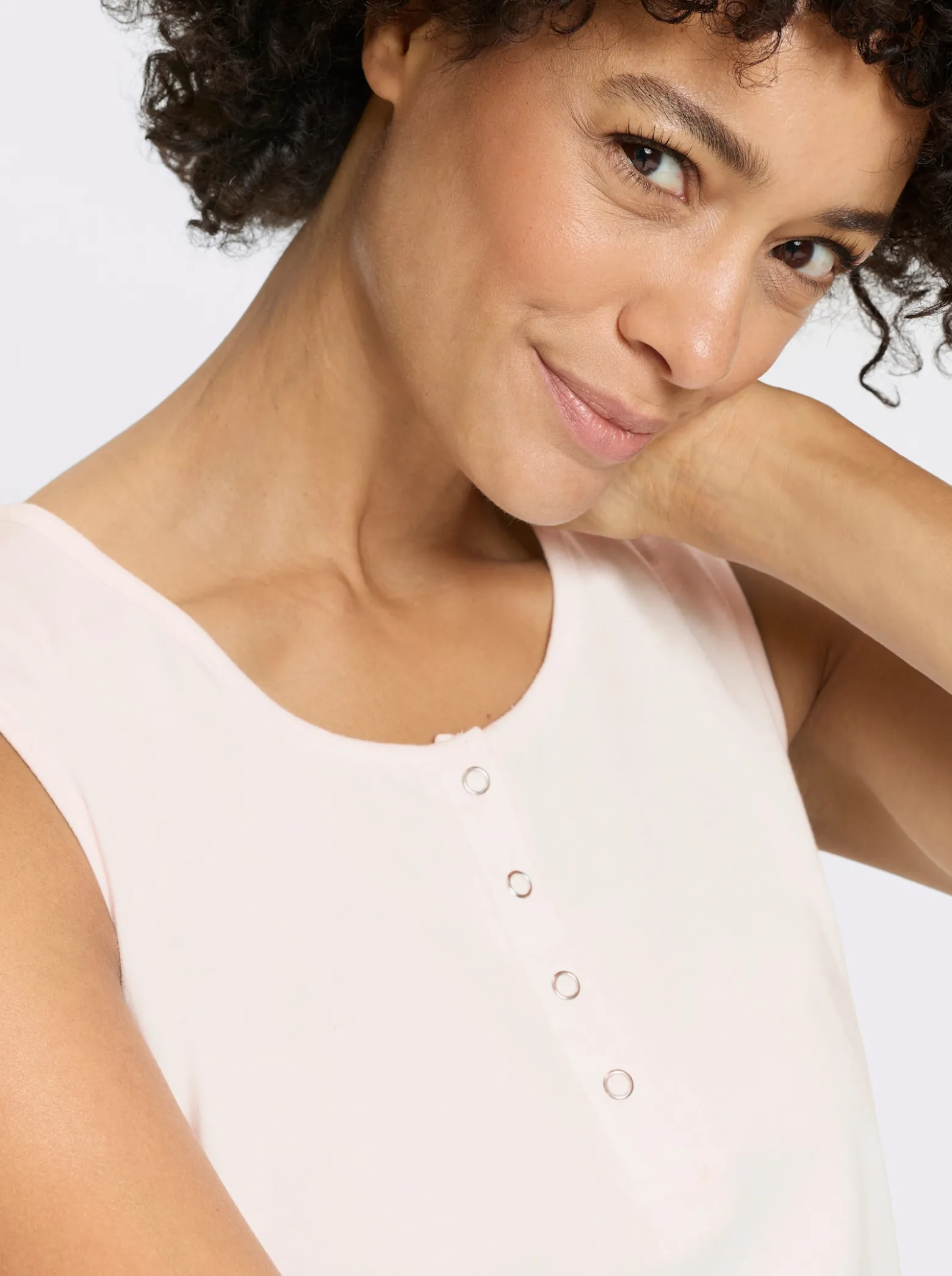 Shirttop mit kurzer Druckknopfleiste