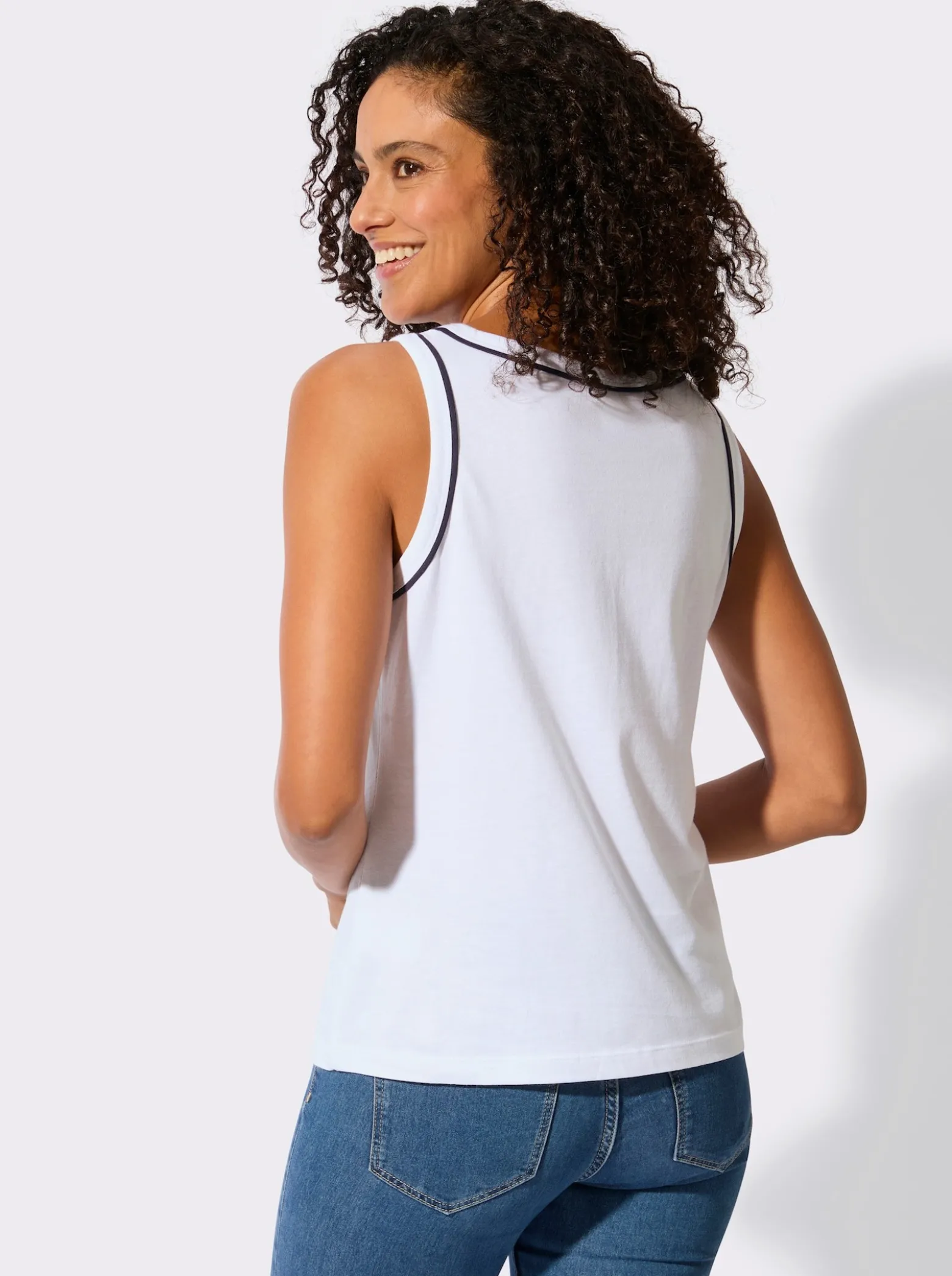 Shirttop mit Paspelierung