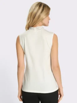 Shirttop mit Spitzeneinsatz am Dekolleté