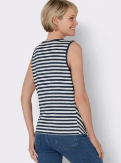 Shirttop mit Zierknöpfen im Vorderteil