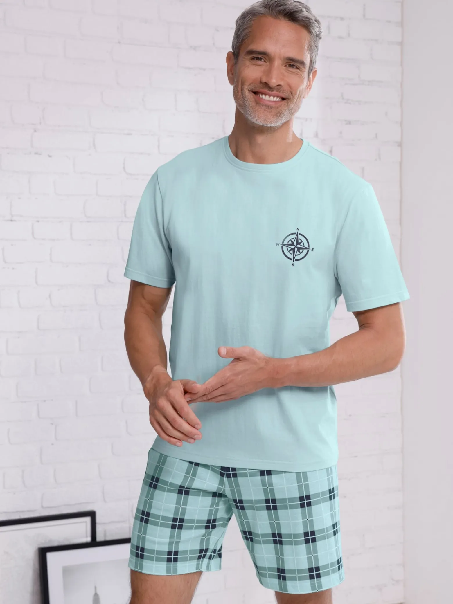 Shorty mit Karo-Druck