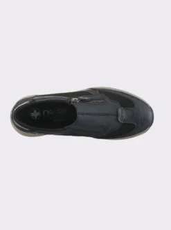 Slipper für kräftige Füße